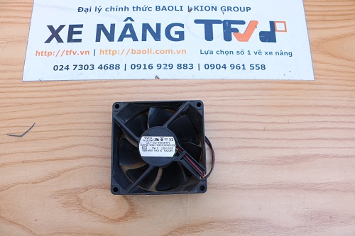 Quạt tản nhiệt motor xe nâng điện 24V hiệu Nidec. Mã P.00451