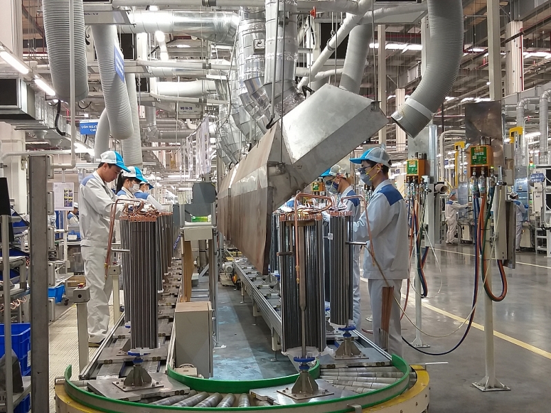 Sản xuất ốc vít