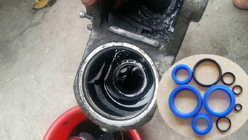 Hệ thống thủy lực xe nâng tay bị chảy dầu