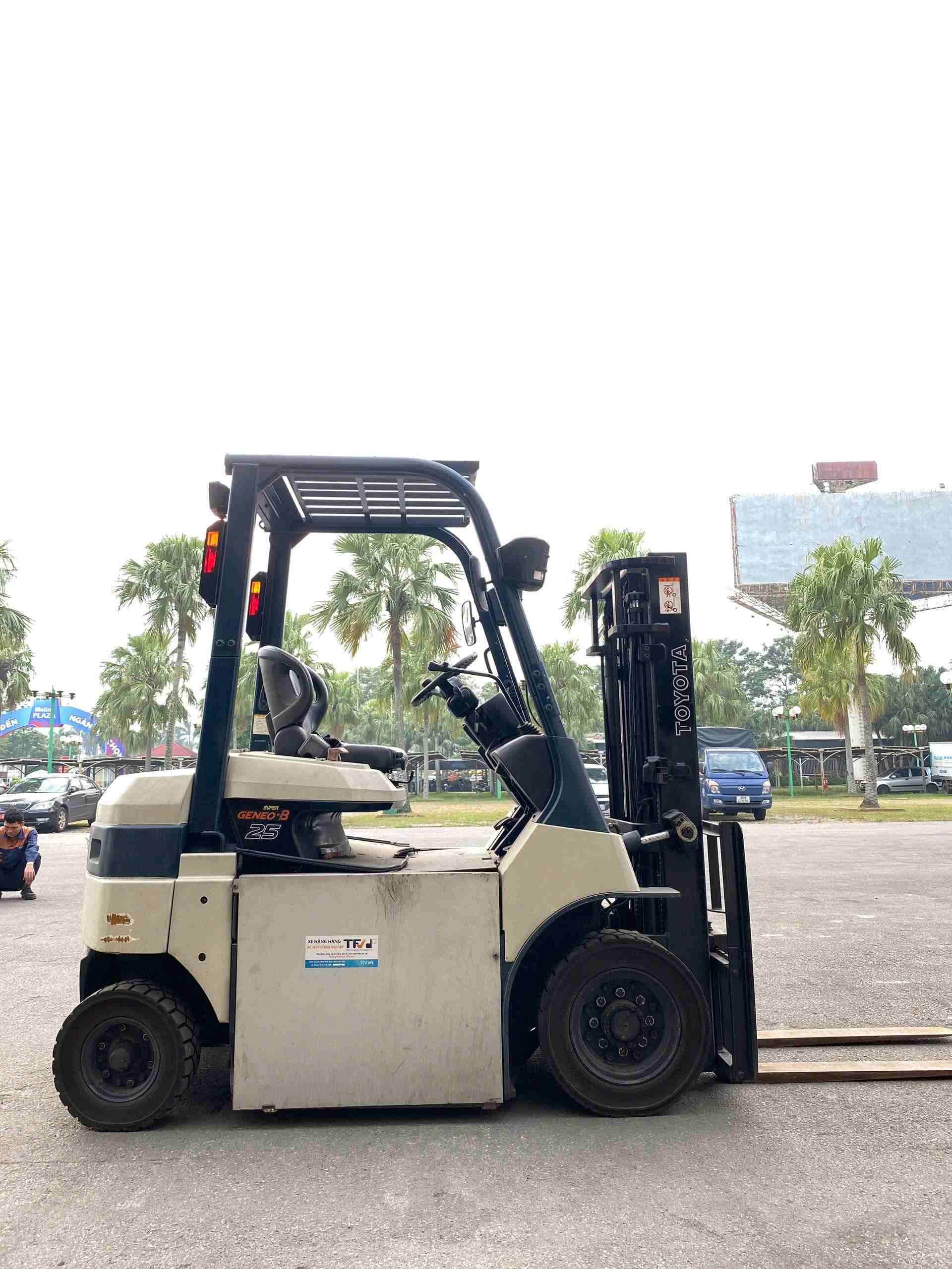 Toyota 7FB25
