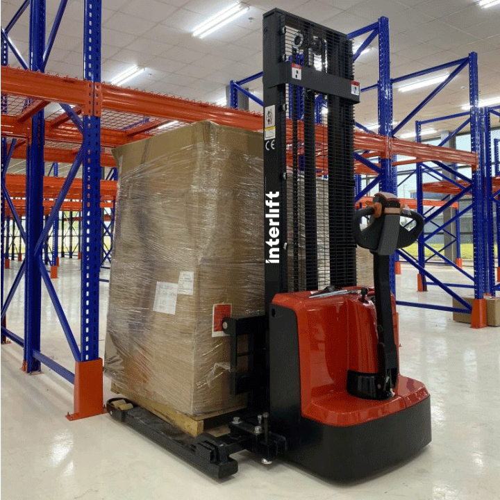 Xe nâng điện stacker 1.5 tấn Interlift CL1530GHY