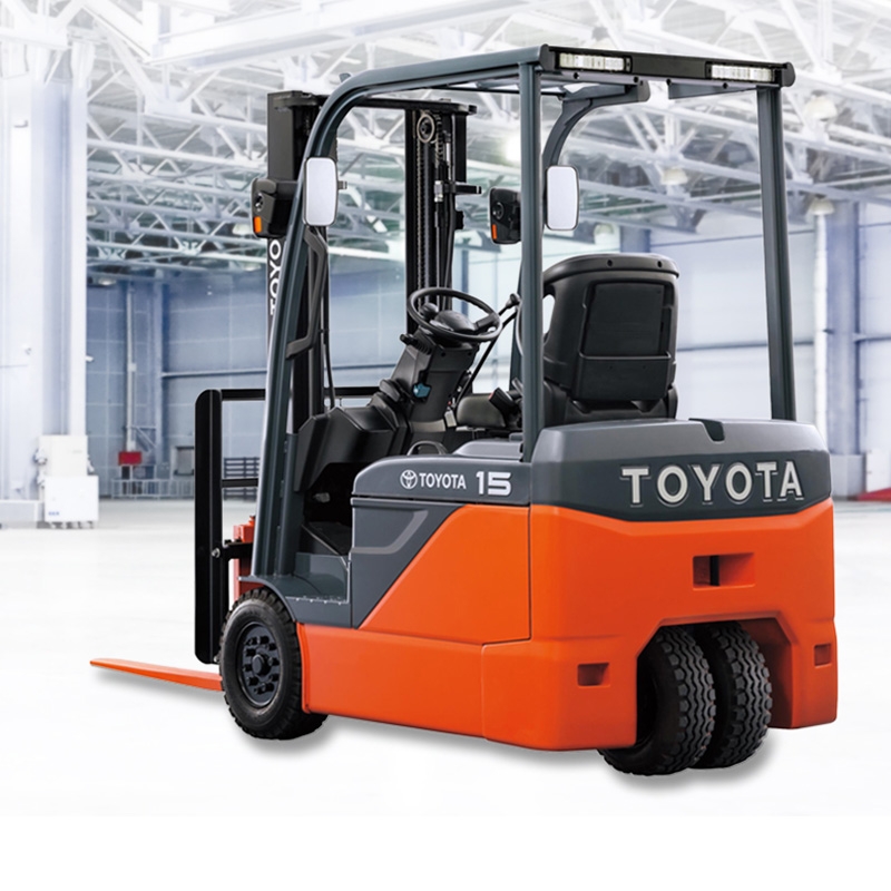 Xe nâng điện 3 bánh ngồi lái 1.5 tấn Toyota