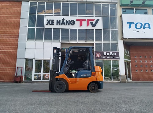 Lựa chọn xe nâng hàng phù hợp với môi trường sử dụng