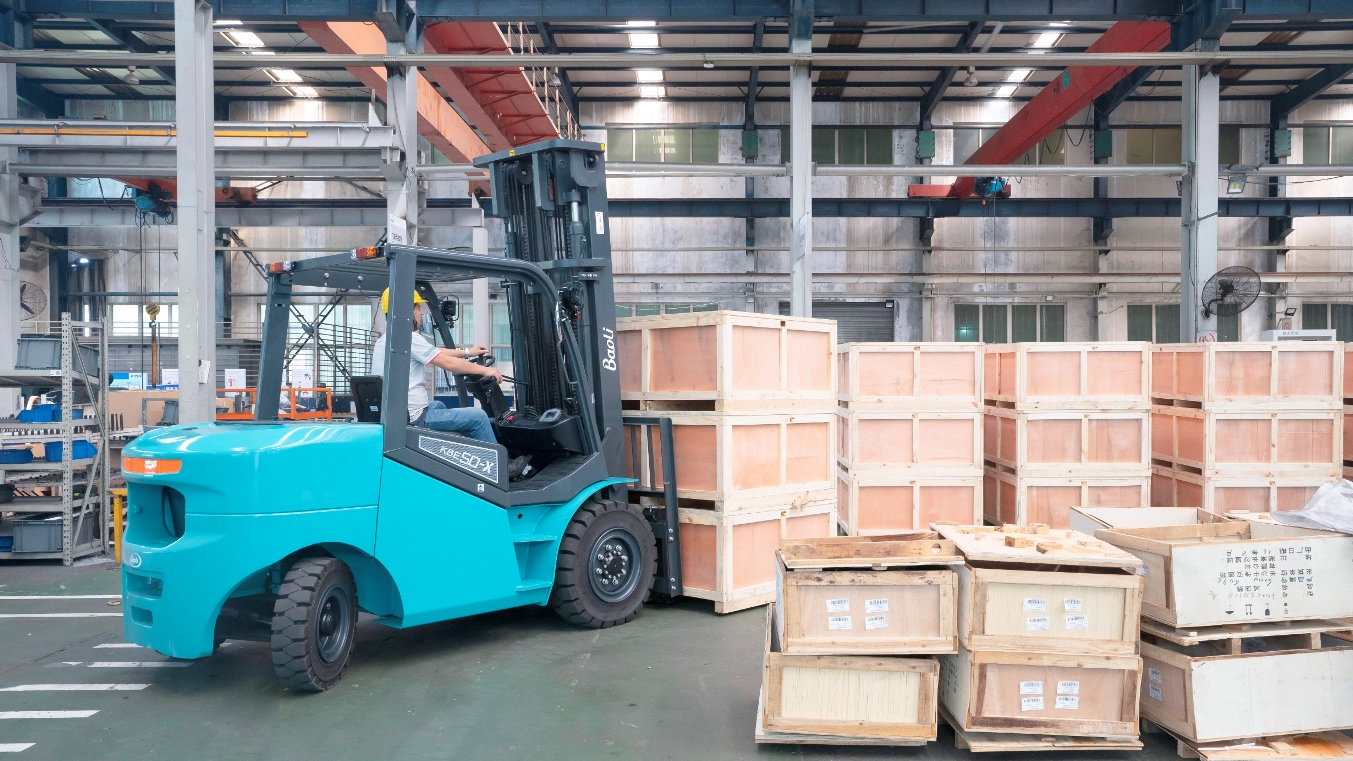 Xe nâng điện Baoli 4-5 tấn