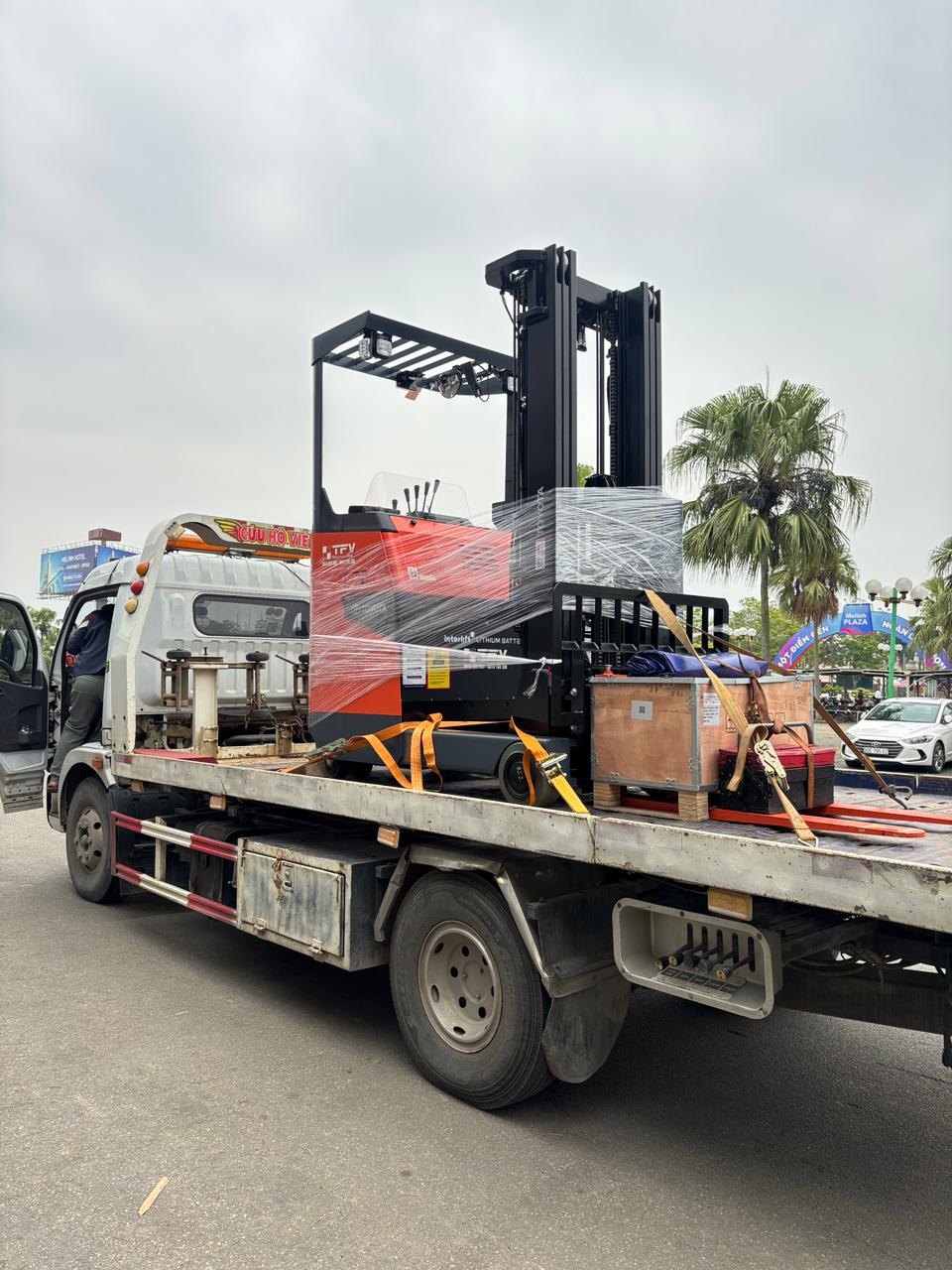 Khoang vận hành Toyota 8FBR Series