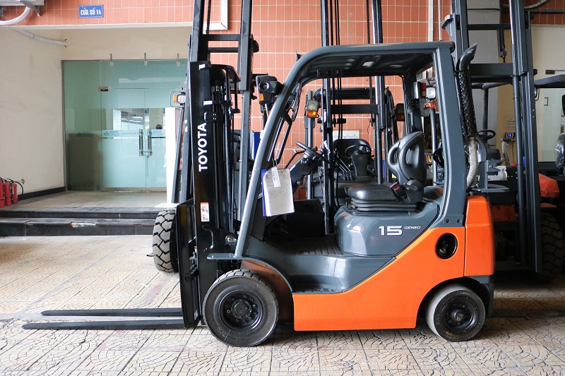 Xe nâng hàng cũ hiện có tại TFV
