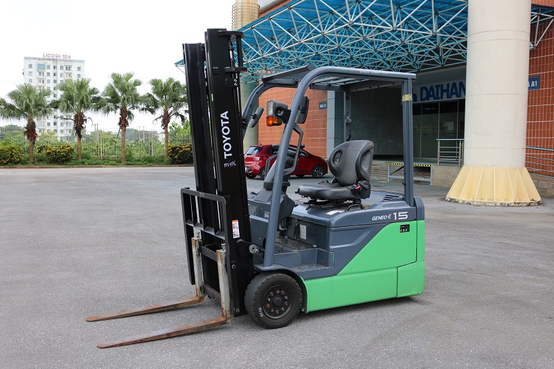 Xe nâng điện thương hiệu TOYOTA
