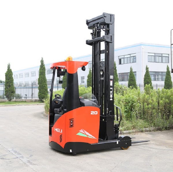 Xe nâng điện reach truck ngồi lái Heli