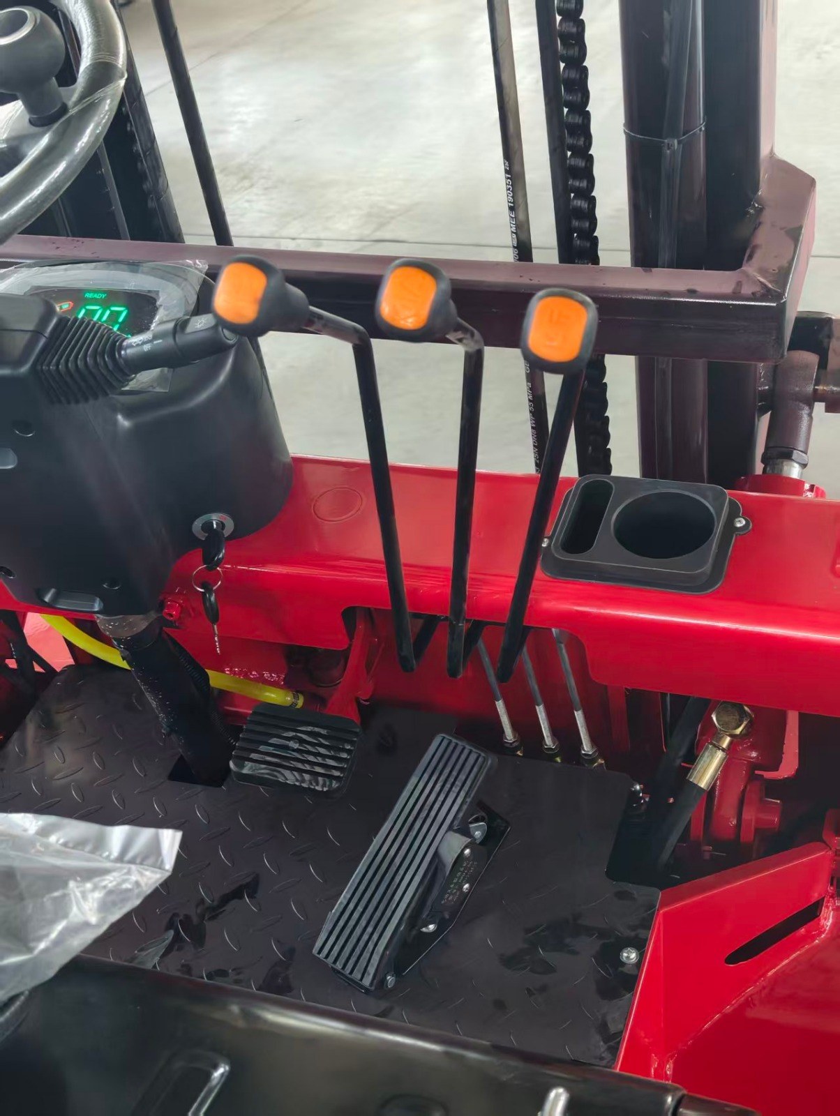 Nội thất cabin xe nâng điện Xingcha CPD-10