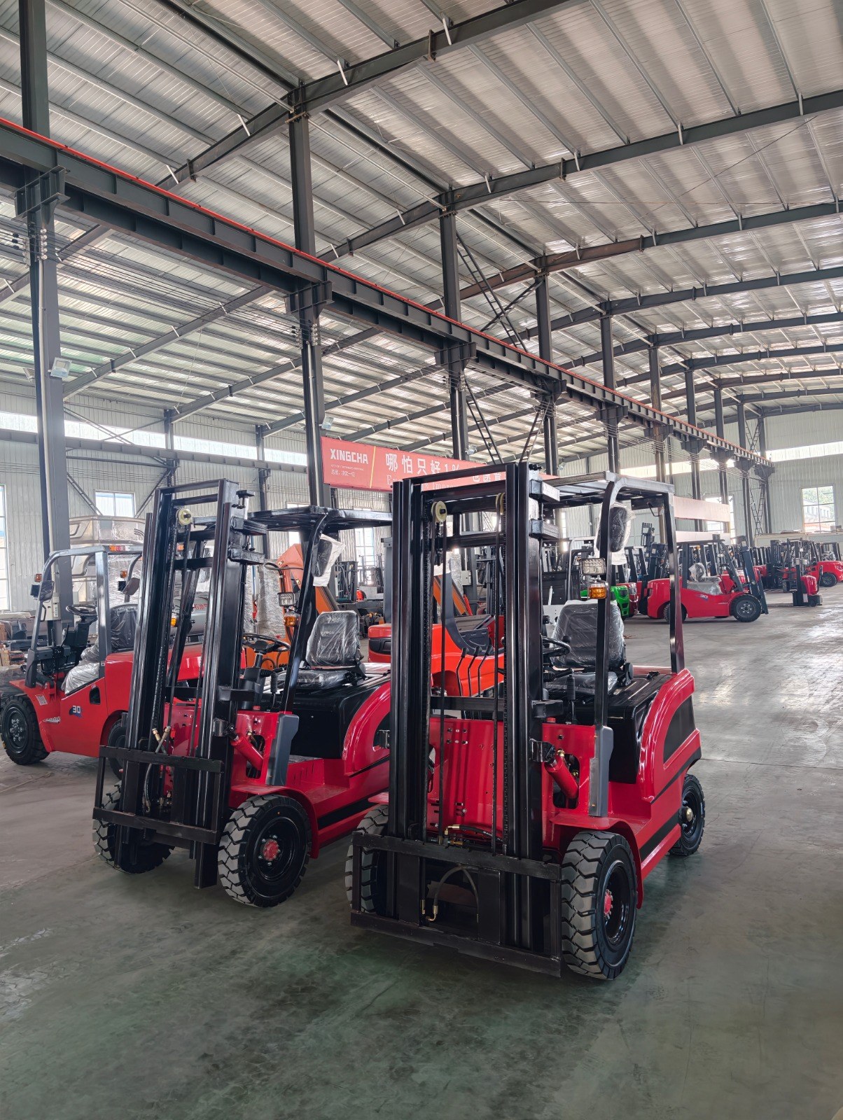 Xe nâng điện Xingcha CPD-25 tại xưởng Xingcha