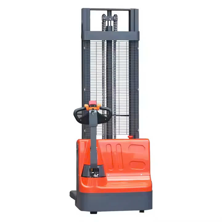 Xe nâng stacker điện có bệ đứng Interlift CL16GE