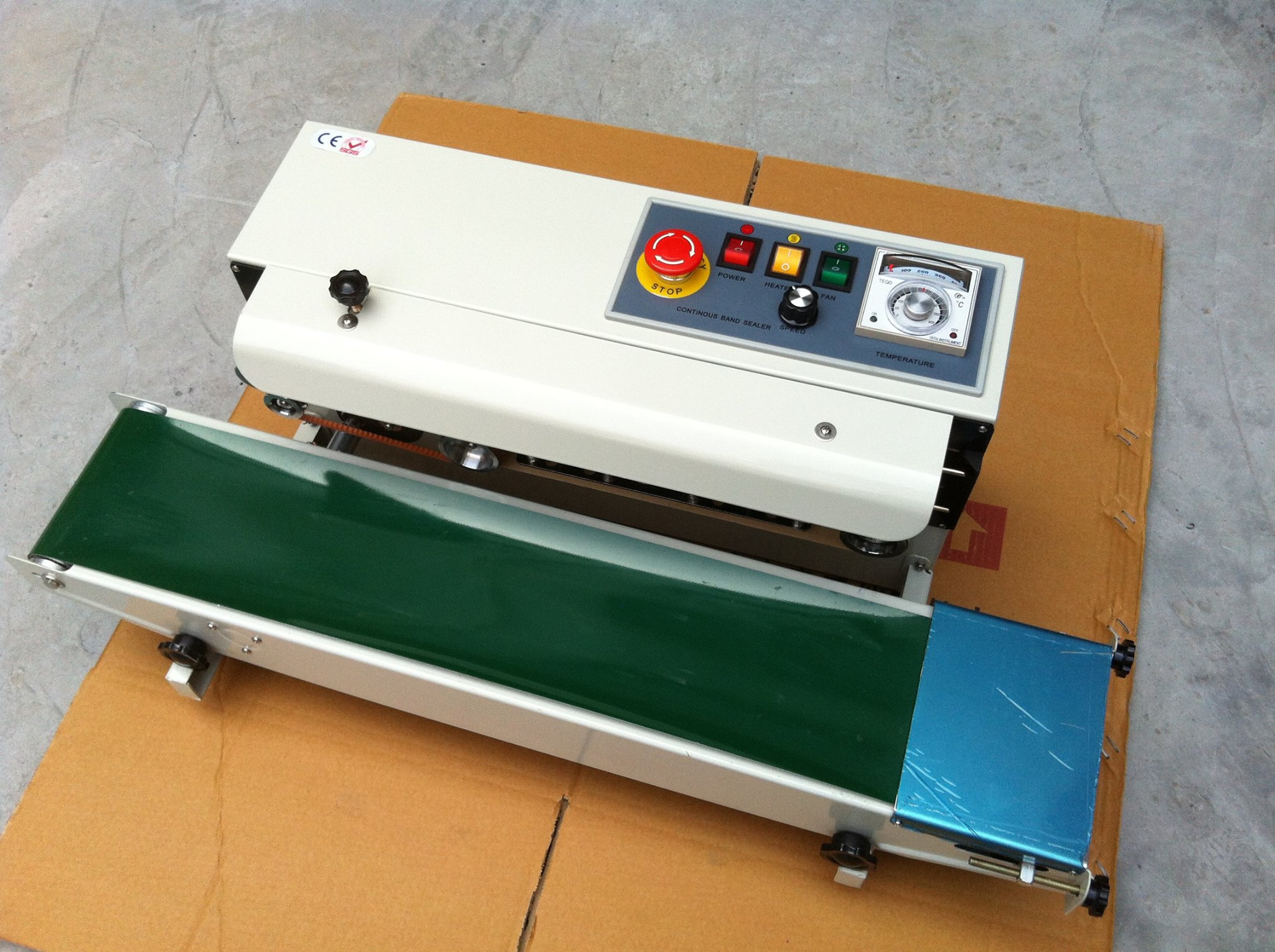 Máy hàn mép túi liên tục FR-900