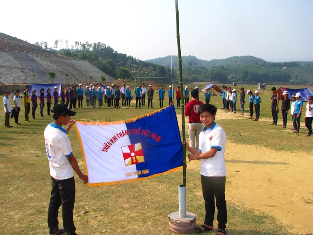 cờ thiếu nhi thánh thể