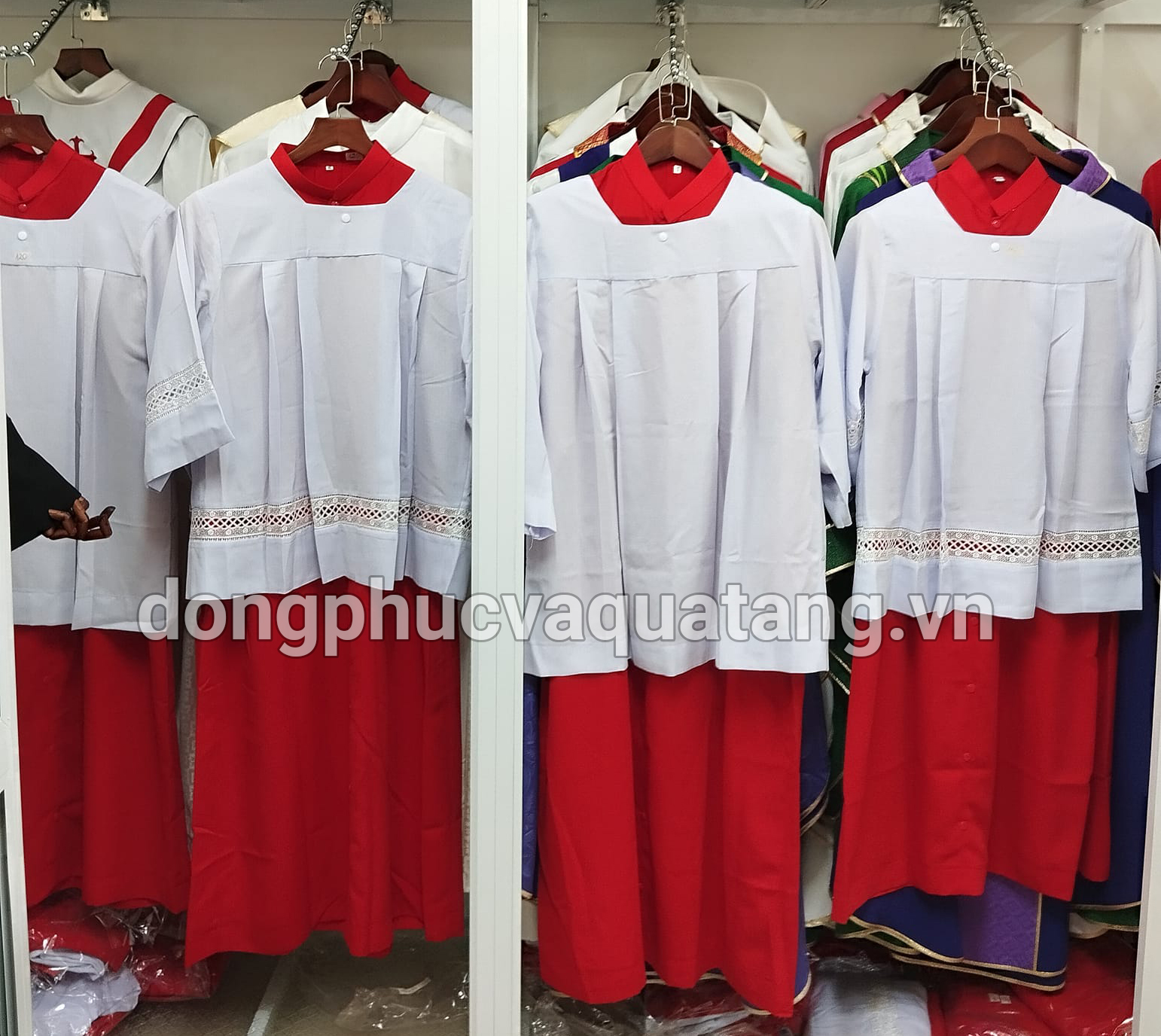 Áo giúp lễ đồng phục Công Giáo
