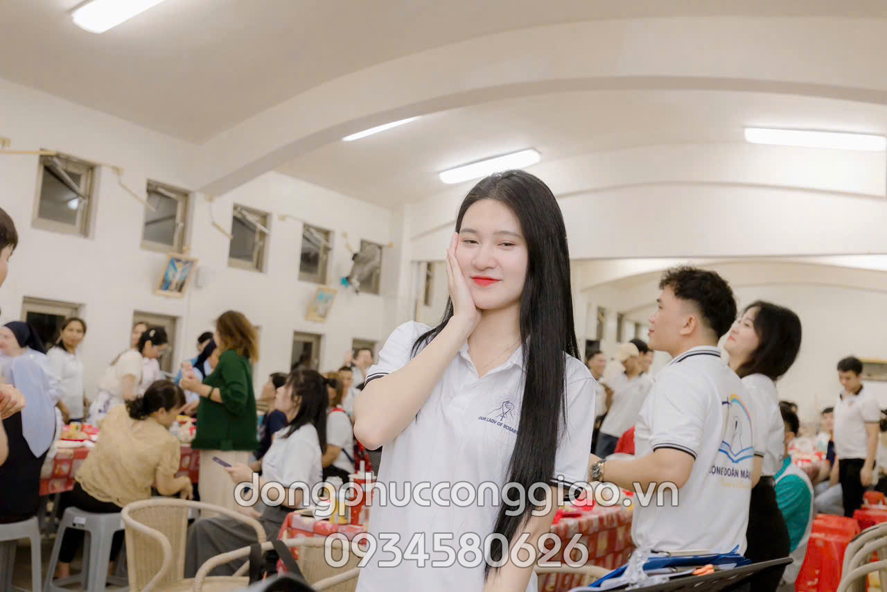 Đồng phục Công Giáo Cộng đoàn mân côi trong ngày lễ bổn mạng