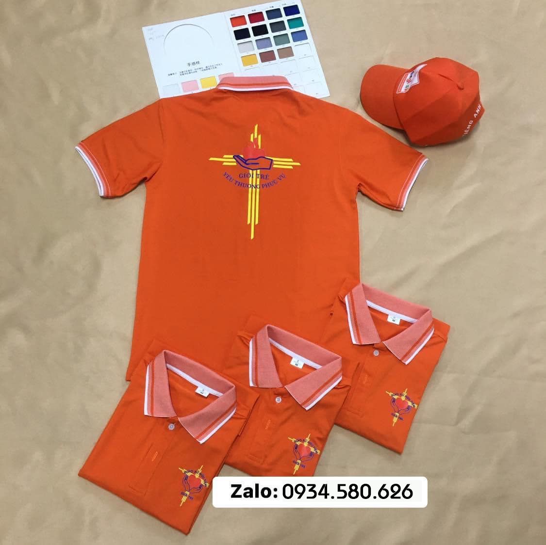 Áo thun giới trẻ tại Hội chợ Công Giáo