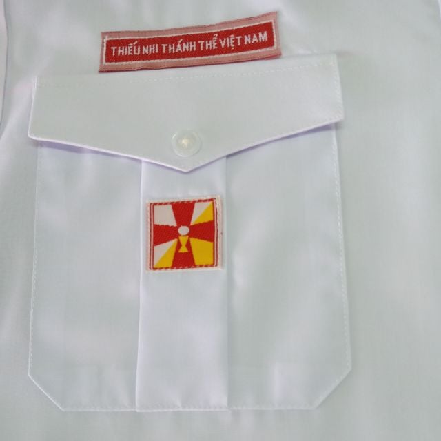 Chi tiết logo trên áo Thiếu Nhi Thánh Thể