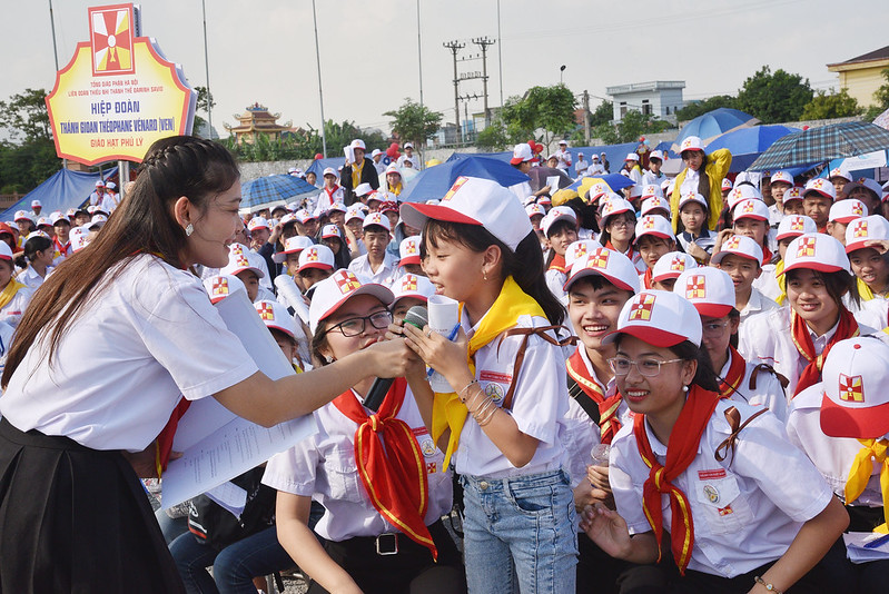 Mũ Thiếu Nhi Thánh Thể trong đại hội giới trẻ.