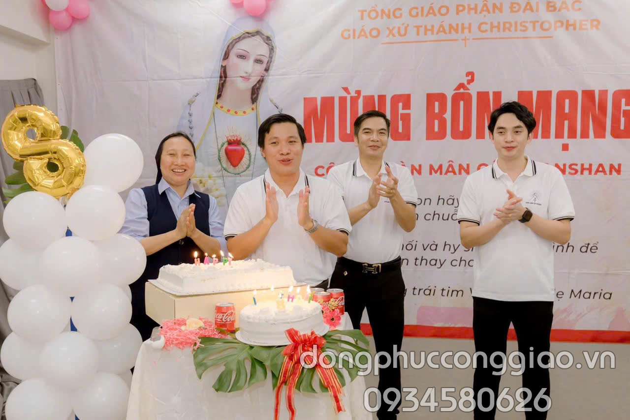 Cộng đoàn Mân Côi mừng lễ bổn mạng