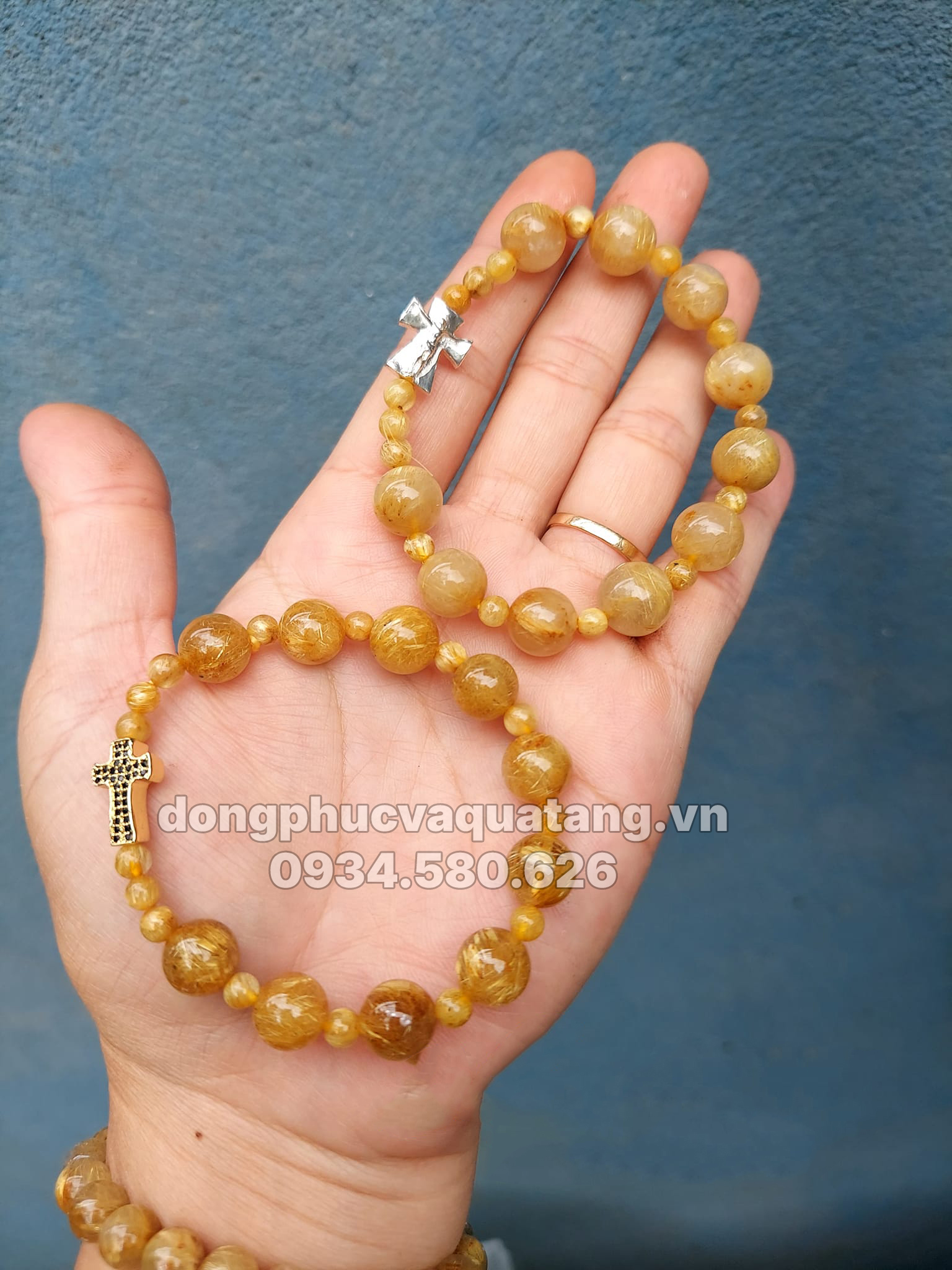 Vòng tay quà tặng Công Giáo món quà ý nghĩa cho tập thể người Công Giáo