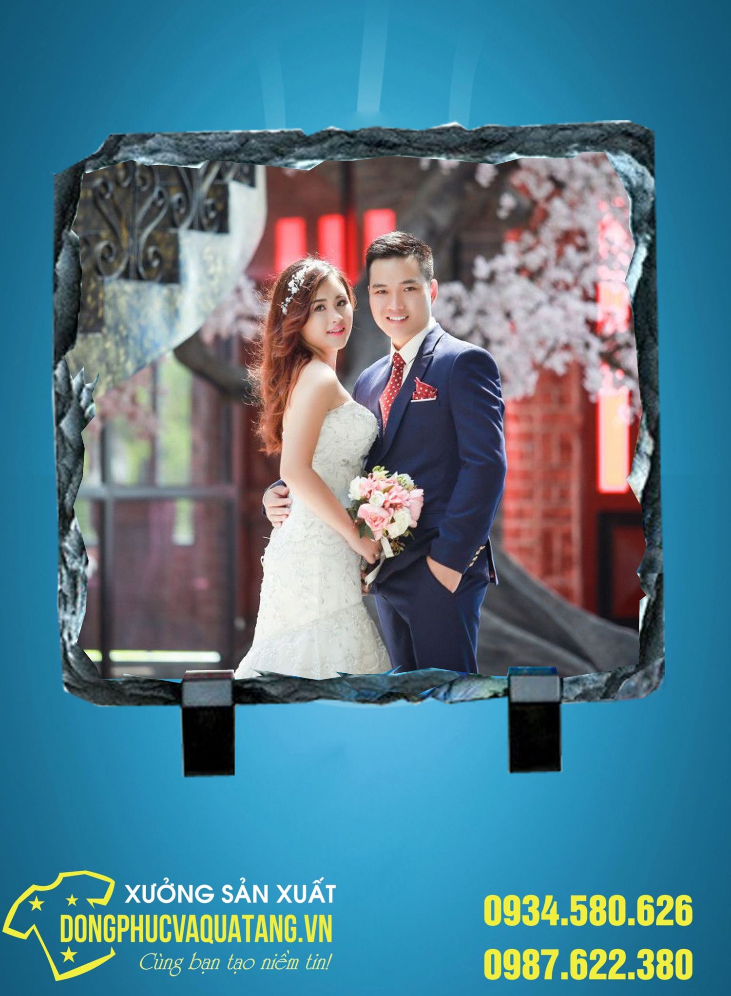in hình lên đá/quà tặng đám cưới