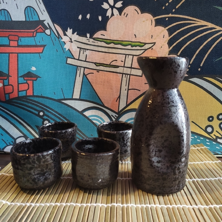 Bộ bình ly uống sake 1 bình 4 ly