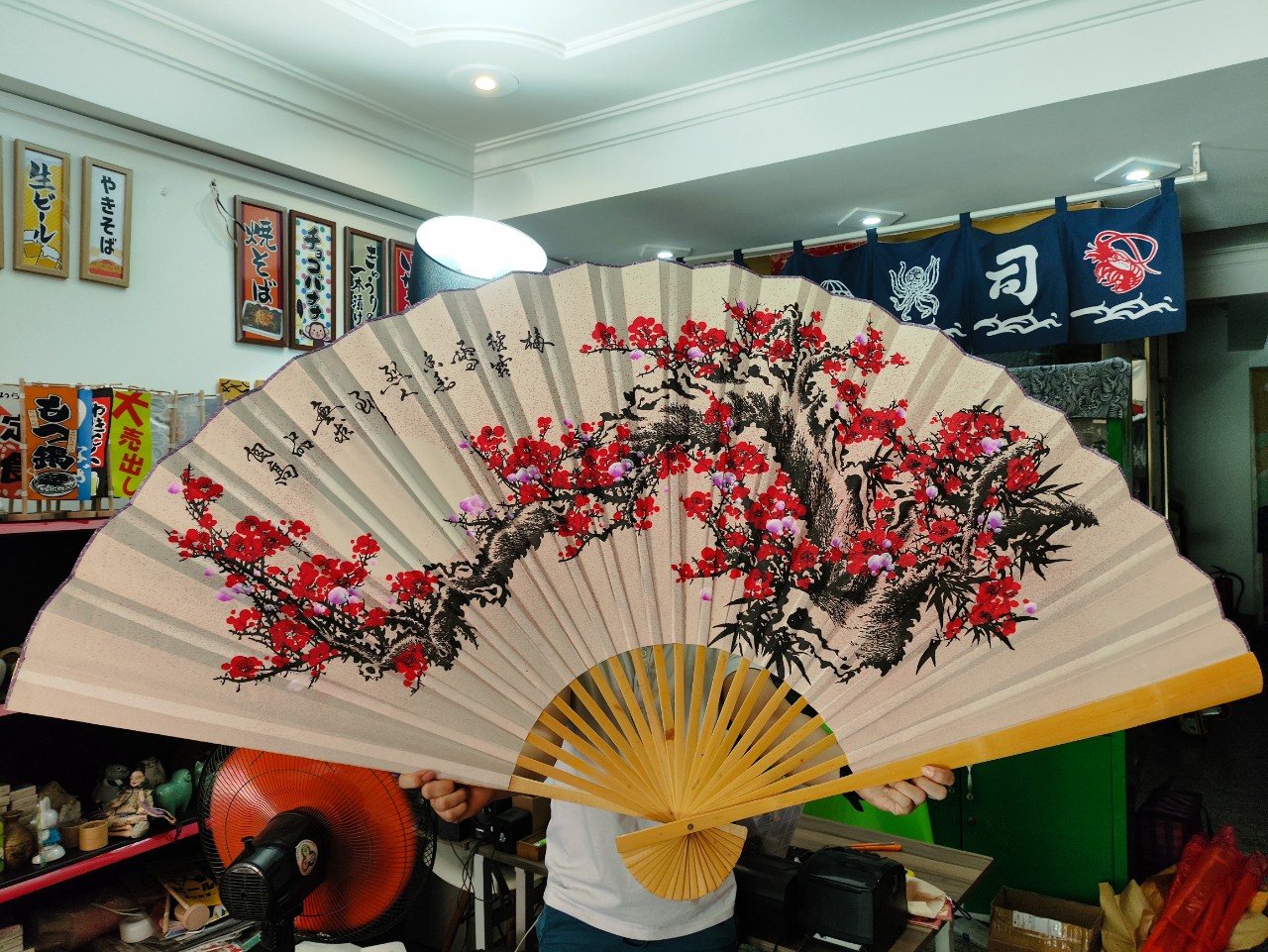 QUẠT TO TRANG TRÍ 0.9mx1m6