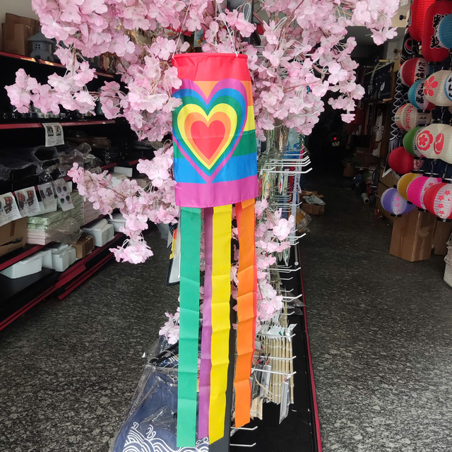 Cờ Cầu Vòng 7 Sắc Tua Rua bằng vải 1 Mét