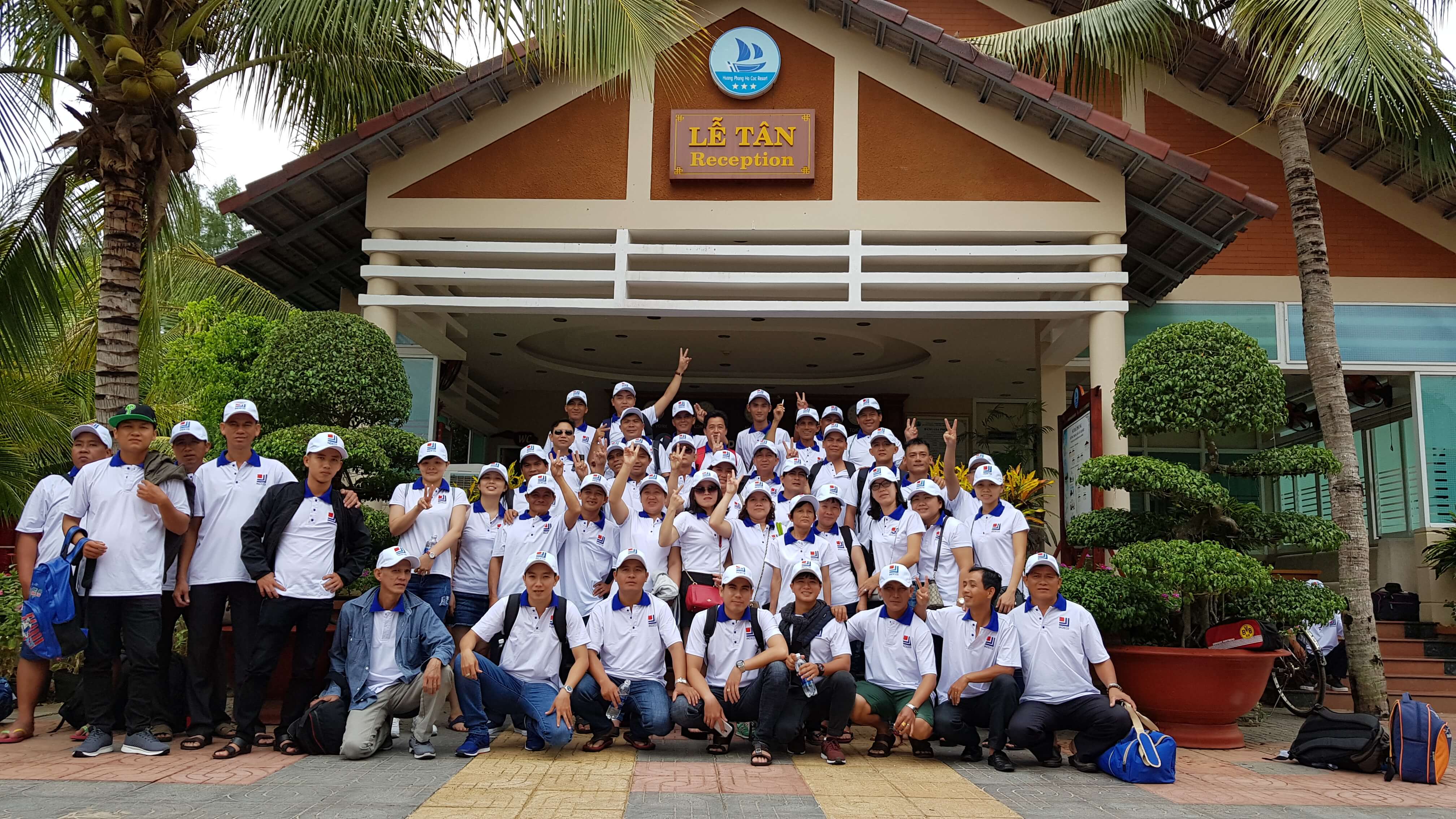 NĂM 2018 - TEAM BUILDING TẠI HỒ CỐC