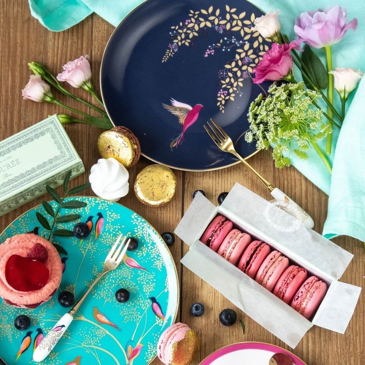 PM Sara Miller Chelsea Đĩa 20cm Sứ cao cấp mạ vàng 22 carat thương hiệu Portmeirion Anh Quốc SMC78964-XGD