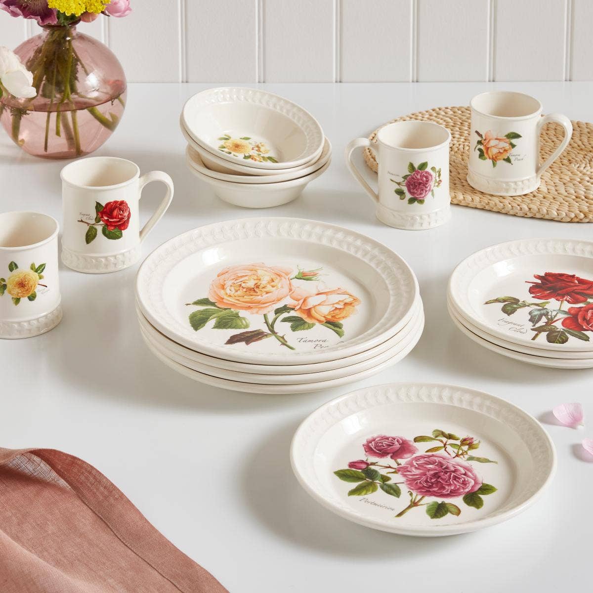 PM Botanic Roses Set 12 món bàn ăn họa tiết hoa hồng quyến rũ sản xuất tại Vương quốc Anh BR81699M