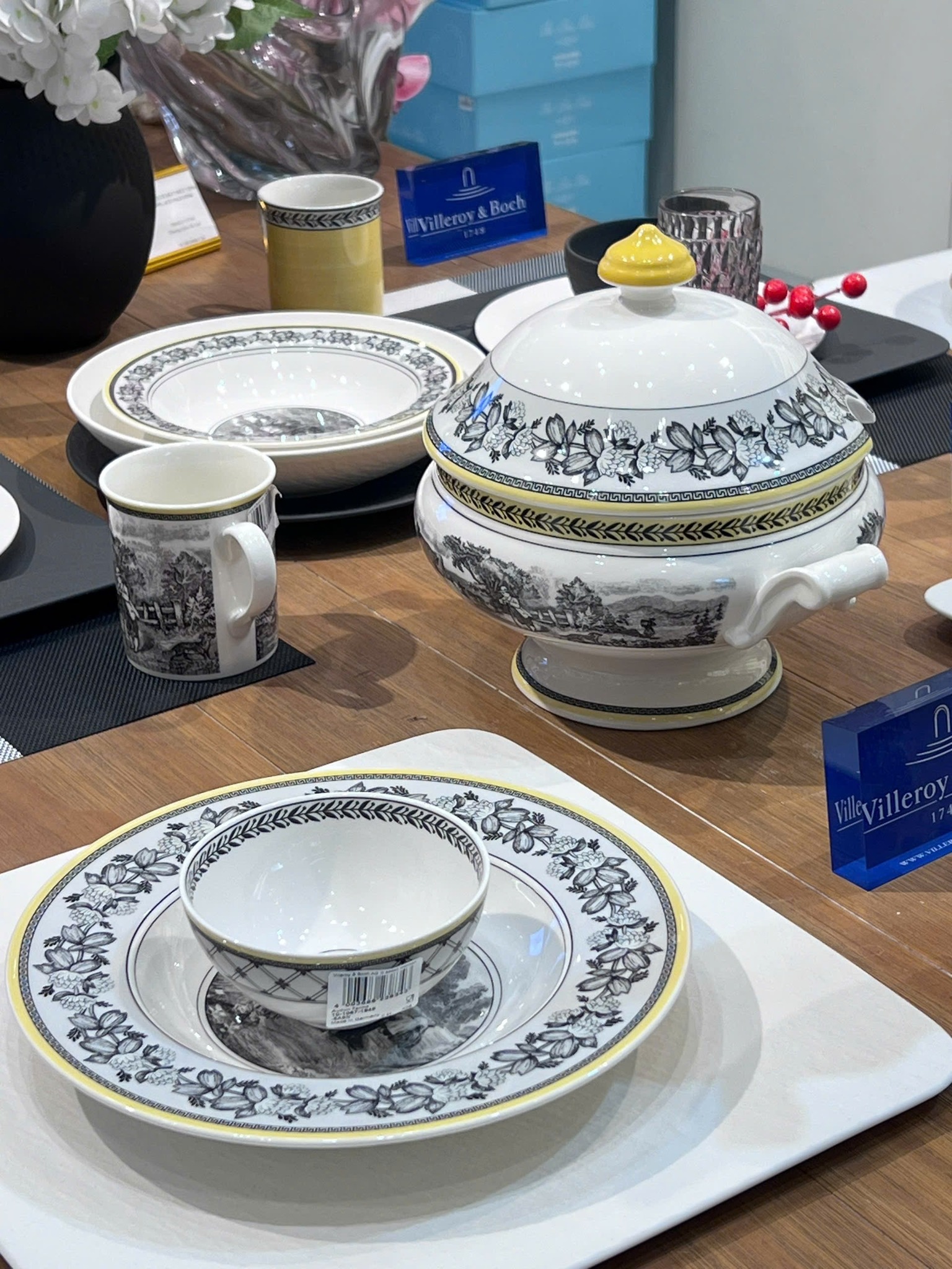 VB Audun Ferme Thố đựng có nắp bức tranh làng quê Châu Âu Villeroy& Boch nhập khẩu từ Đức  1010673070