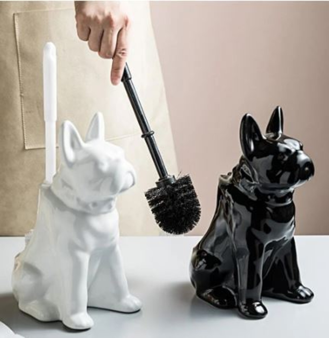 PUPPY Bộ bàn chải nhà vệ sinh có tay cầm hình chú chó màu trắng 5717T