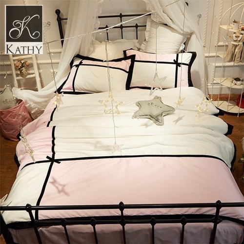 PINK Bộ chăn gối kẻ đen hồng cỡ 1.8m 2411