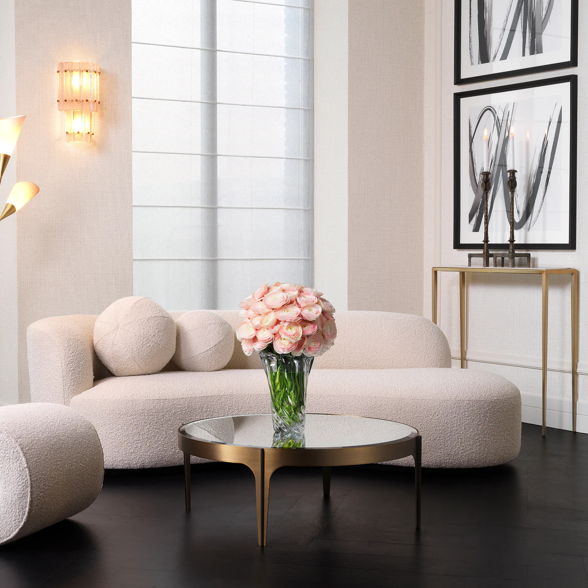 EICHHOLTZ Gối sofa Cushion Palla L bouclé cream 114874