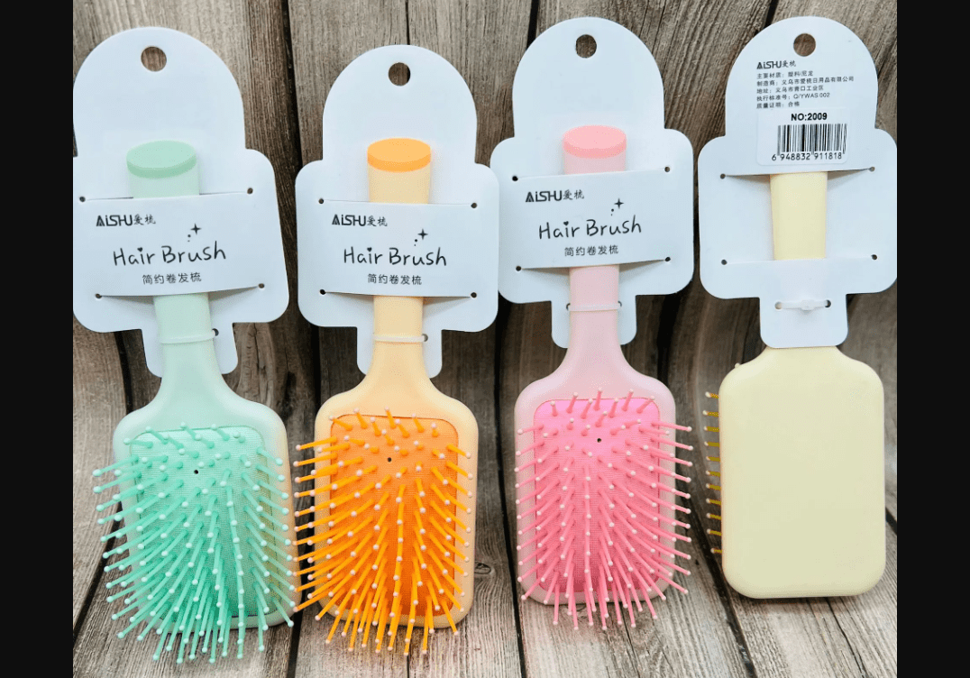 Những chiếc lược gỡ rối & tạo kiểu siêu xịn dành cho tóc giả