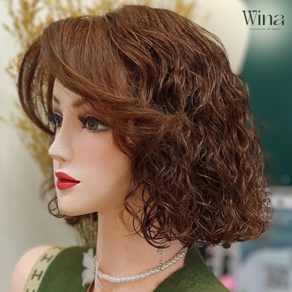 Tóc giả xù mì (Hippie Hair) – Cá tính và phóng khoáng