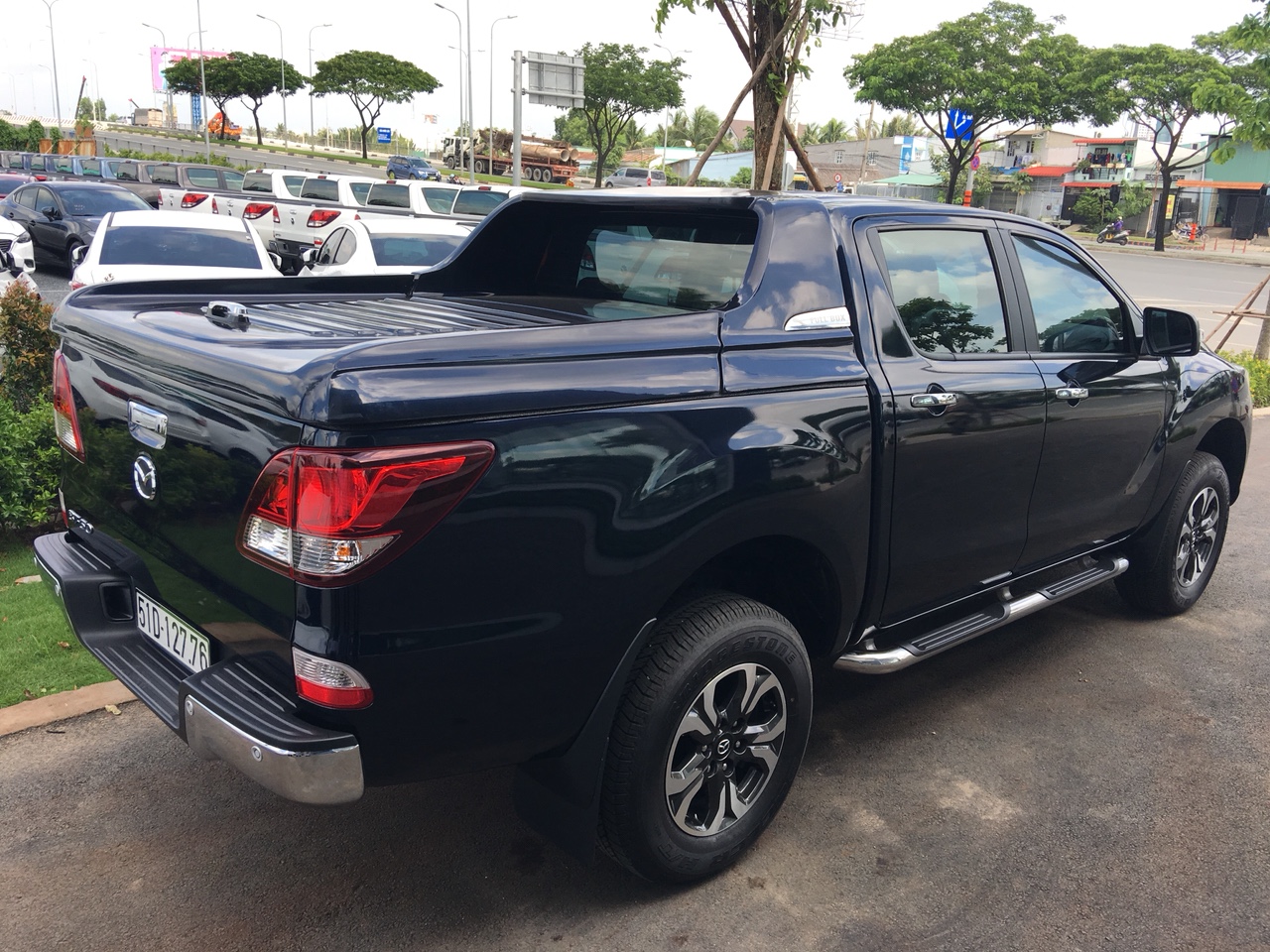 NẮP THÙNG XE MAZDA BT50