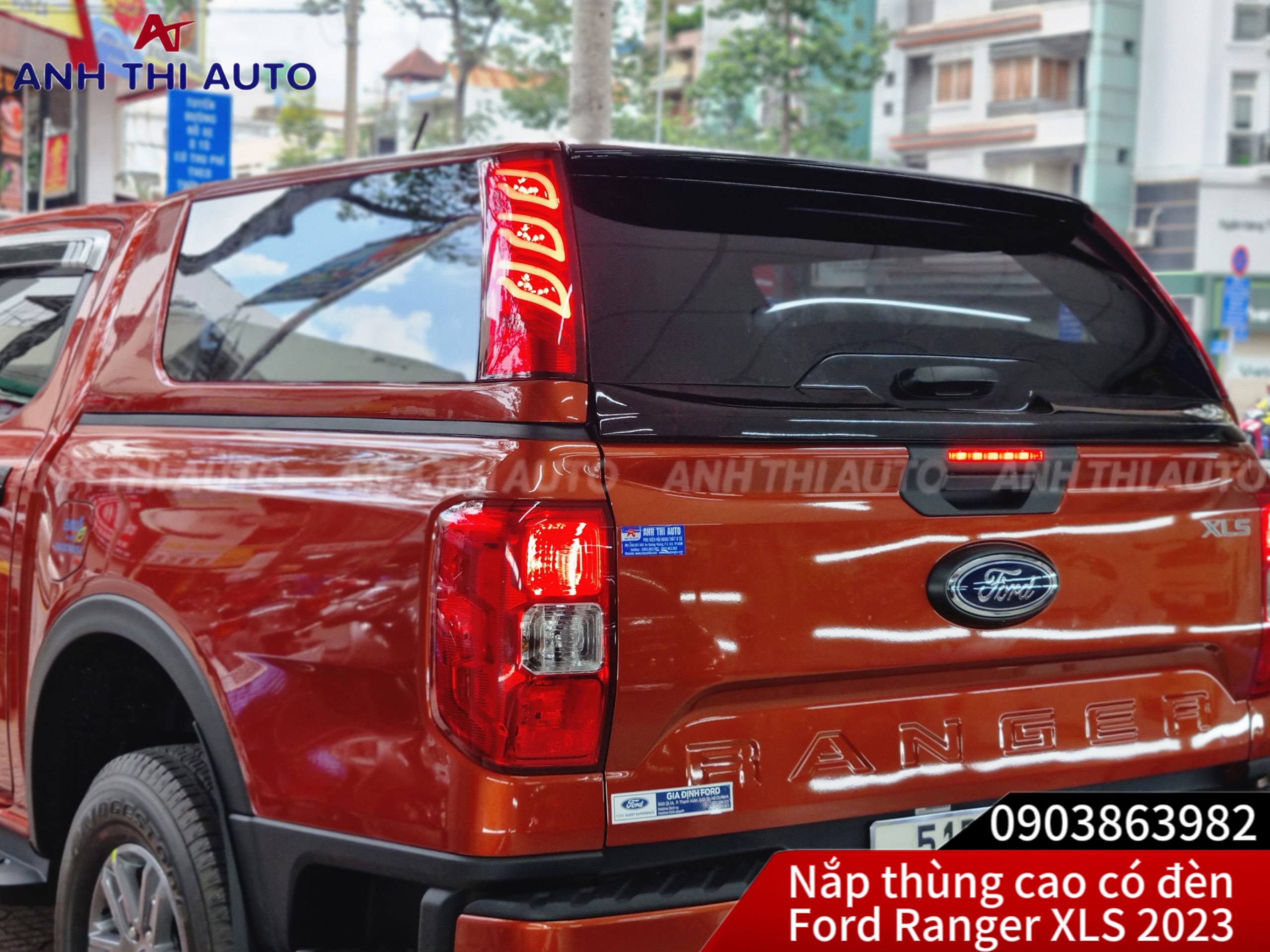 Nắp thùng xe Ford Ranger
