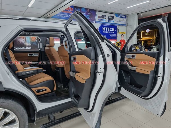 xe Ford EXPORER lắp đặt bộ ghế massage