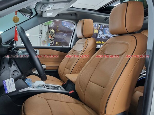 xe Ford EXPORER lắp đặt bộ ghế massage