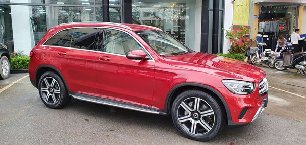 ngoại thất Mercedes GLC 200 4Matic 2021