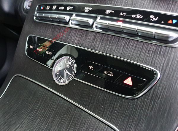 bảng điều khiển MERCEDES C300 AMG 2021