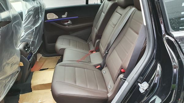 hàng ghế thứ 2 Mercedes GLS 450 4Matic