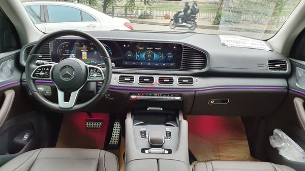 các tiện ích trên Mercedes GLS 450 4Matic