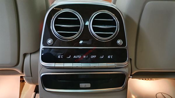 cửa gió điều hòa sau mercedes benz s class 2022