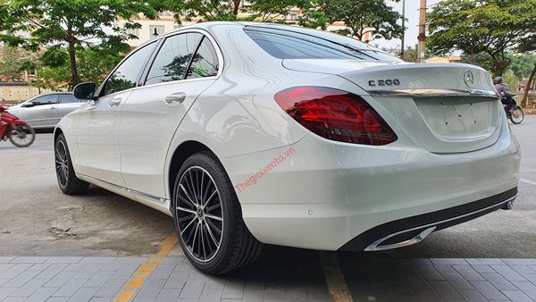 ngoại thất Mercedes C200 Exclusive 2021