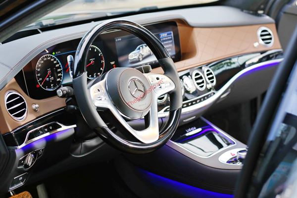 vô lăng mercedes benz s class 2020