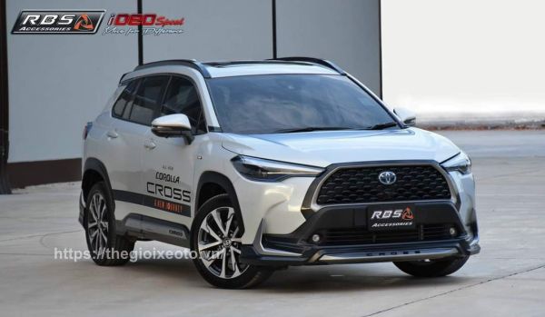 Toyota Corolla Cross 2021 độ Body Kit