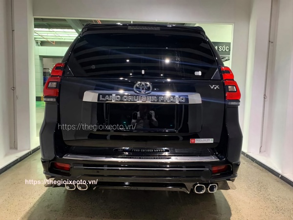 đuôi xe Độ Body Kit Toyota Land Cruiser Prado 2017 - 2022